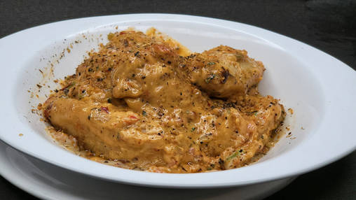 Chicken Creamy Pink Sauce Momo