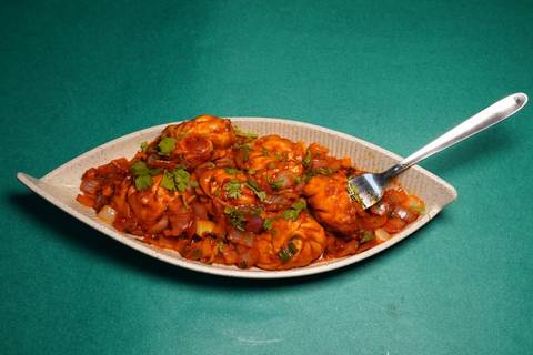 Chicken Pan Fried Momos [6 Pieces]