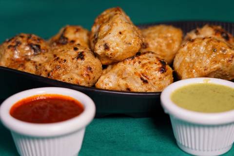 Paneer Afghani Momos