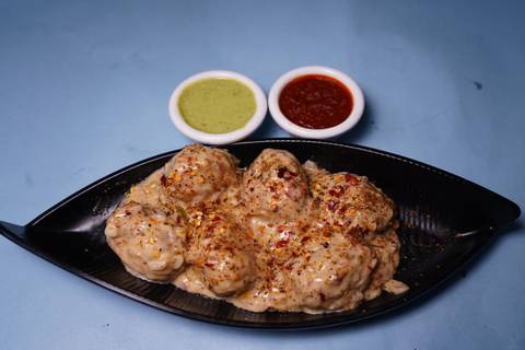 Veg Creamy White Sauce Momo